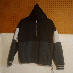 Lightweight Hoodie/Small 4-6